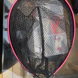 Vend canne à pêche madcat spin 270 Green séries et moulinet black cat