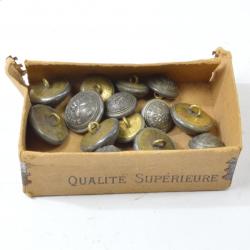 Lot boutons sapeurs pompiers anciens