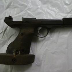 pistolet de tir UNIQUE  DES 69 cal 22lr