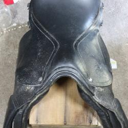 Selle de cheval ou poney pour ENFANT en cuir EQUITATION equestre