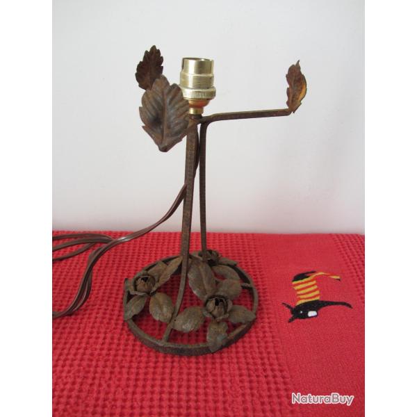Pied de lampe en fer forg 1920-1930