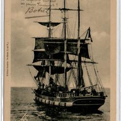 CPA- Marine - Cote d'Emeraude-Emerald Coast St-MALO En Route pour Terre-Neuve N&deg;4031