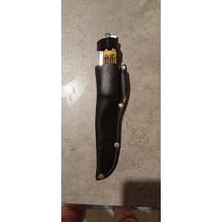 Beau couteau de chasse à lame en inox fabrication française année 70 lame pliante à la d'estaing