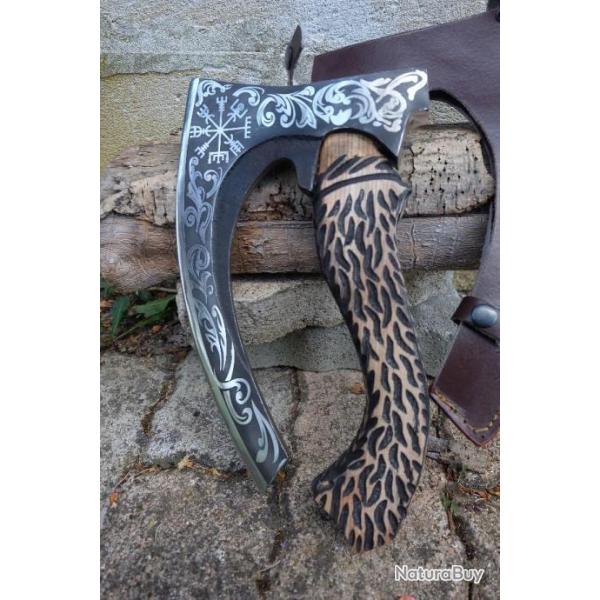 Hache de Viking Ragnar Lothbrok Lame Acier Carbone 1055 Symboles Manche Bois Etui Cuir Artisanale