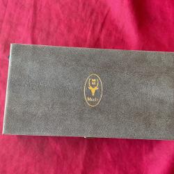 Coffret pour poignards ou autres Muela, pas de prix de réserve.