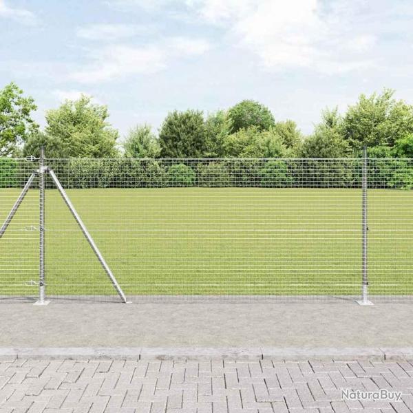 Clture en fil soud avec 13 poteaux flanqus 0.8x50 m en acier galvanis