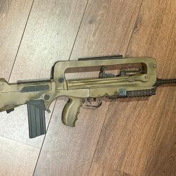 Famas F1 upgrade Cybergun