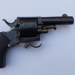 Revolver British Bulldog 320