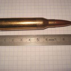 une cartouche de 338 lapua magnum de marque PPU, ogive blindée, pour collection
