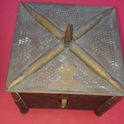 Coffret à bijoux carré Trench Art Fermeture à système artisanat de tranchée