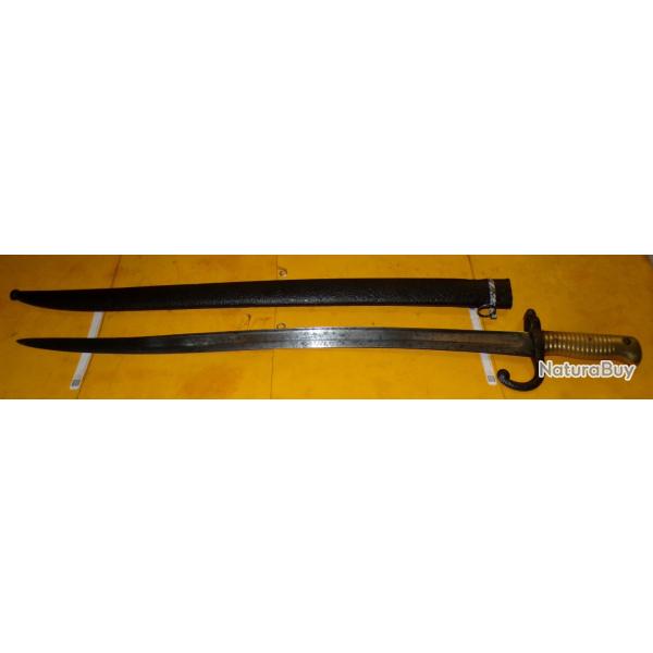 SABRE-BAIONNETTE DE CHASSEPOT MODELE 1866  , FRANCAISE MODELE DE SEPTEMBRE 1873 AVEC SON FOURREAU EN