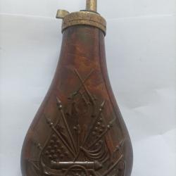 Poire à poudre noire