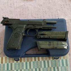 Vends Beretta 92 A1 équipé d'une hausse réglable