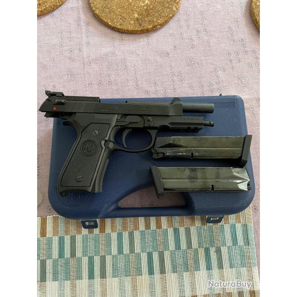 Vends Beretta 92 A1 quip d'une hausse rglable