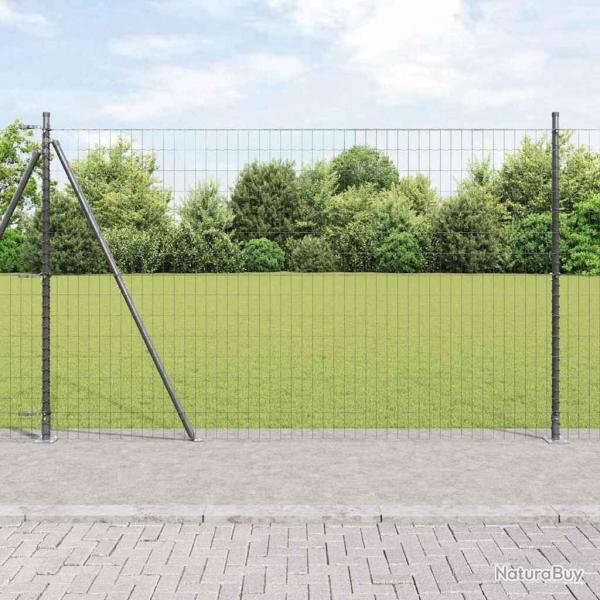 Clture Euro avec 7 poteaux  bride 1,6 x 10 m en acier galvanis