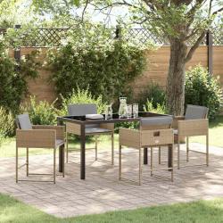 Set de jardin 5 pièces avec des coussins en poly rattan beige.