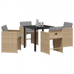 Ensemble de jardin 5 pièces avec coussins, en rotin synthétique beige.