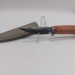 Couteau Bernard Bertholus corail et bois de rose