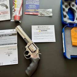 Smith & Wesson 617 6 pouces 22lr