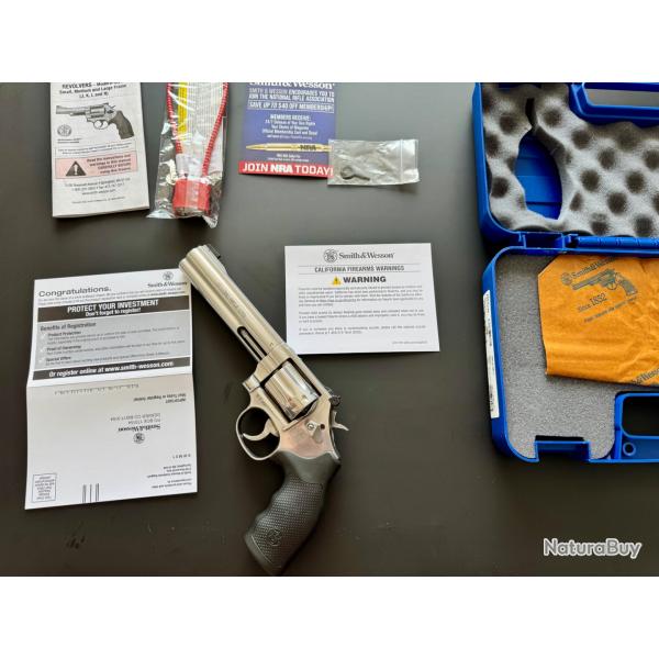 Smith & Wesson 617 6 pouces 22lr