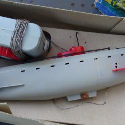 ancien jouet sous marlin TAUCHBOOT DELFING