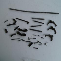 LOT DE 33 PIECES DETACHEES NEUVES POUR CARABINE M1