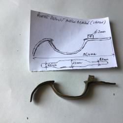 VENDU PAR LE-CUIRASSIER PONTET EN LAITON DE   PISTOLET ANCIEN À SILEX OU PERCUSSION