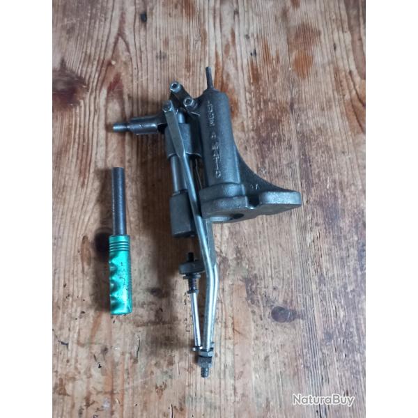 A vendre clalibreur graisseur RCBS lub a matic