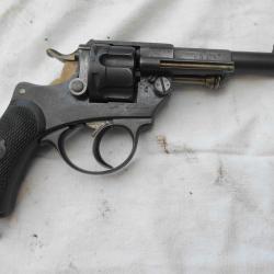Revolver réglementaire Français MAS mdle 1874