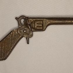 Pistolet jouet ancien en tôle P.F. Paris vintage 30/40 n°10