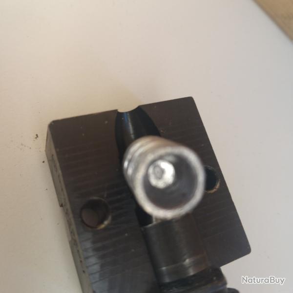 Moule  balle base creuse pour remington58 ou carabine calibre 45 PN