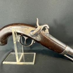 PISTOLET À PERCUSSION DE GENDARMERIE MODÈLE 1842