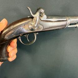 PISTOLET À PERCUSSION DE GENDARMERIE MODÈLE 1842
