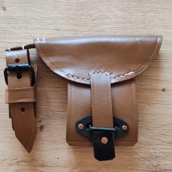 COUVRE HAUSSE EN CUIR POUR K-98