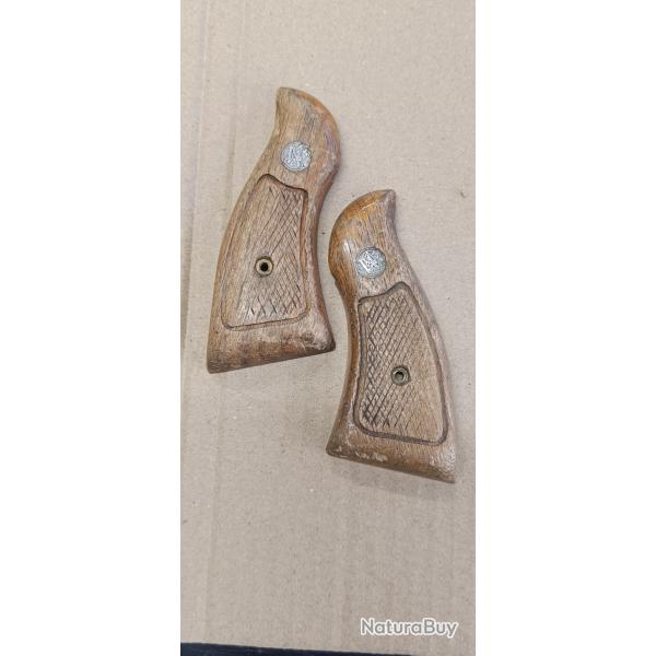 plaquettes originales smith & wesson calibre 38 mod 10,11,13,14,15,... (2163)