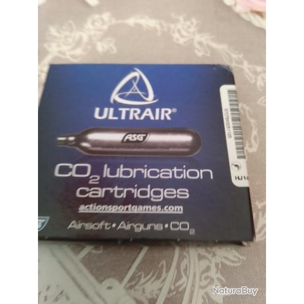 3  sparclettesettoyage et entretien de toutes armes   CO2huile XS ultrair  ASG