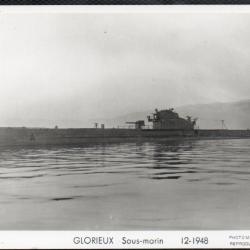 CPA - Marine Guerre - Sous- Marin " GLORIEUX "  N°1061