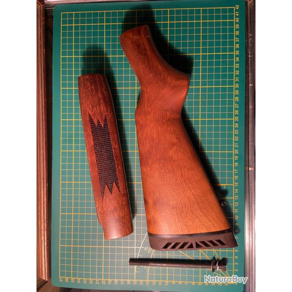 Ensemble complet bois pour MOSSBERG 500A avec vis de crosse