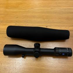 Lunette zeiss conquest V6 avec tourelle ASV 2,5-15x56 à rail