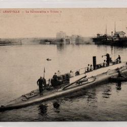 CPA - Marine  de Guerre -GRANVILLE - Le Submersible " Triton "  N°1067