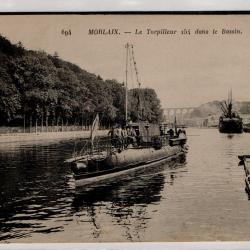 CPA - MARINE DE GUERRE - MORLAIX - Le Torpilleur 154 dans le Bassin  N°1069