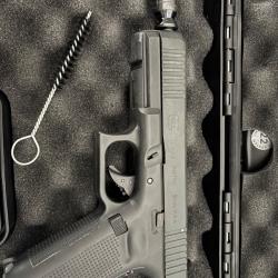 Glock 17 GEN5 9mm PAK d'occasion + accessoires complets (Négociable)