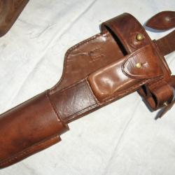 Tres beau holster pour C96 complet