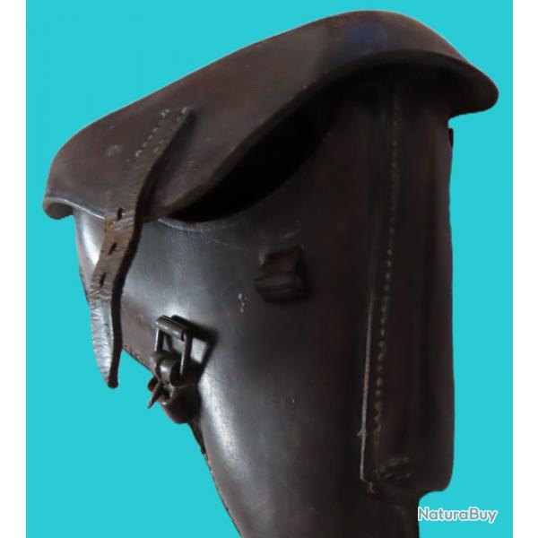 Bel tui cuir fauve pour P 08 dat 1939 WaA721