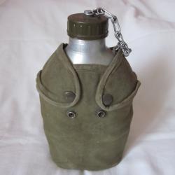 MILITARIA : GOURDE ARMÉE FRANÇAISE AVEC HOUSSE - 1970 / J. PAUWELS & CIE
