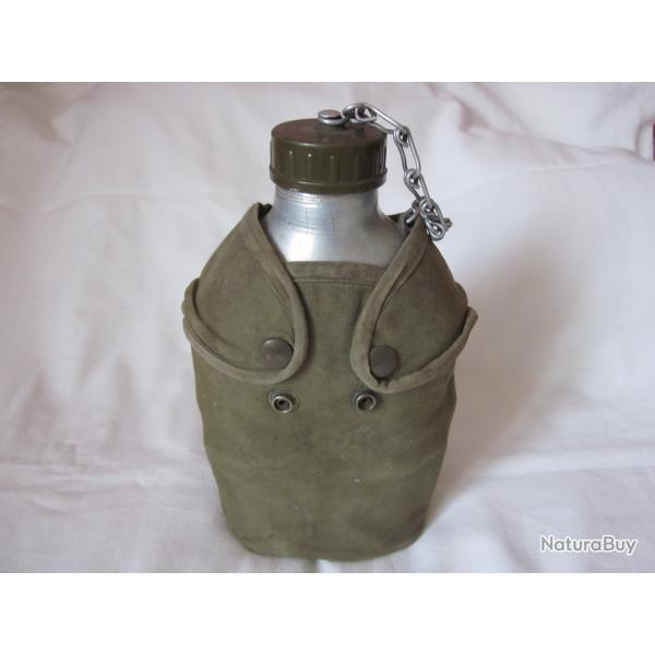 MILITARIA : GOURDE ARME FRANAISE AVEC HOUSSE - 1970 / J. PAUWELS & CIE