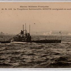 CPA - MARINE DE GUERRE - Le Torpilleur Submersible " BONITE " naviguant en surface  N°1083