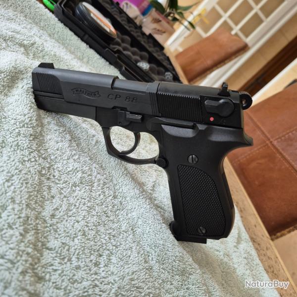 Pistolet  plombs WALTHER CP88