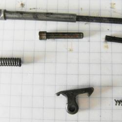 Kit percuteur et extracteur fusil a pompe ATIS