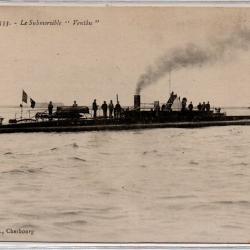 CPA -MARINE DE GUERRE - Le Submersible " Ventose " N°1090